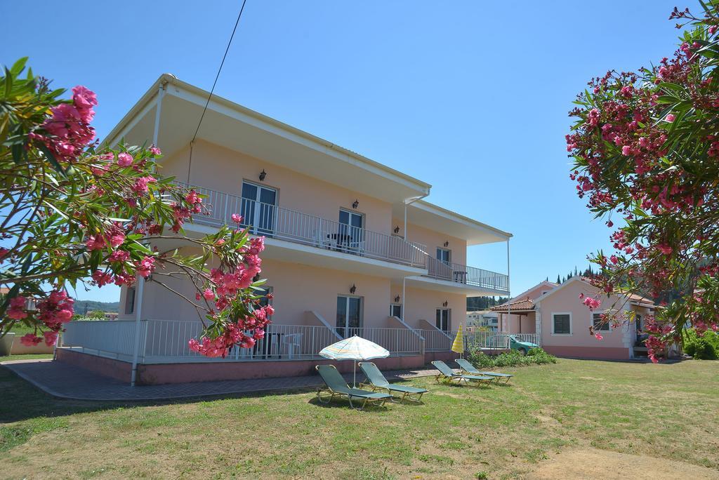 Botzoris Apartments Sidárion Buitenkant foto